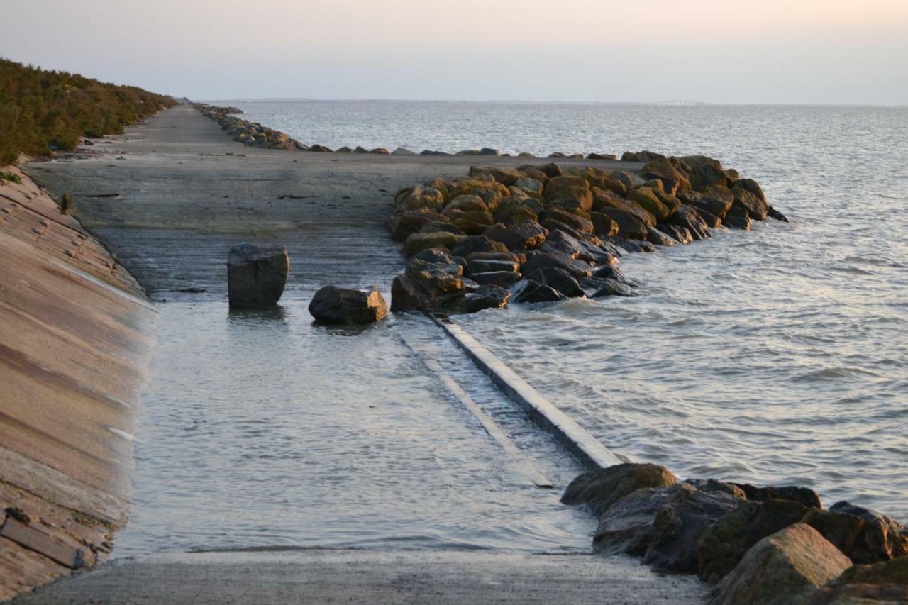 Les Pensions Du Joslin Bouin  ภายนอก รูปภาพ